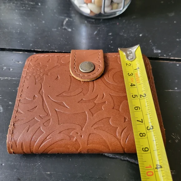 New Portland Leather Company Small Wallet Snap Zipper Tooled Medium Brown - Picture 8 of 9